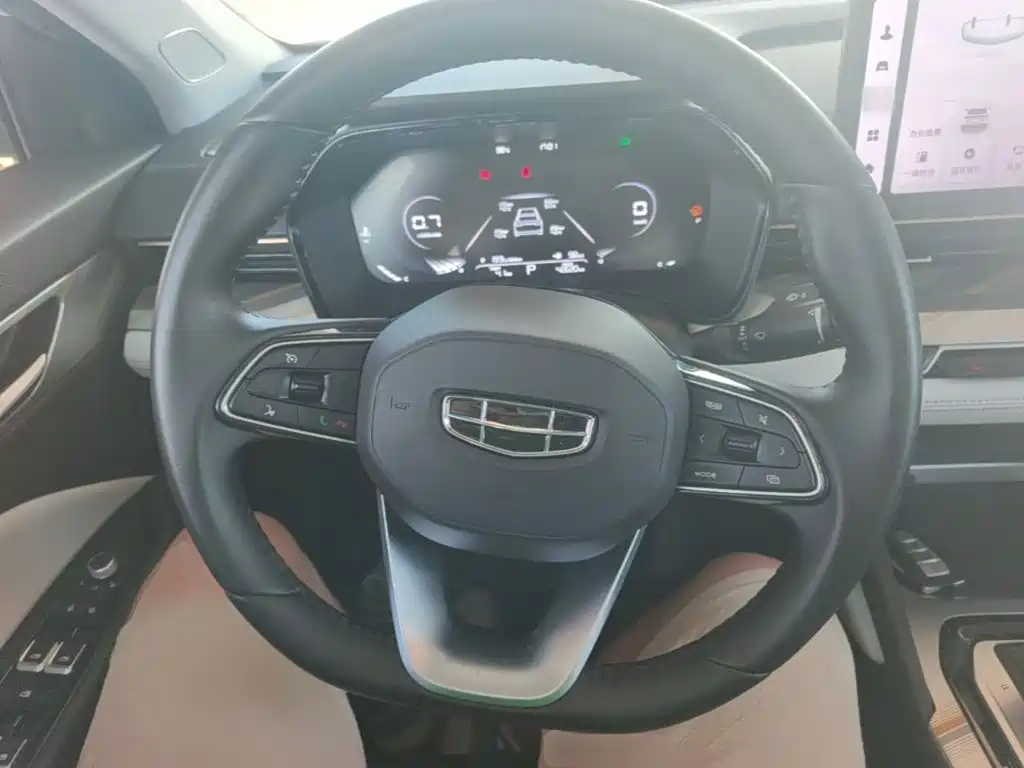 Geely Emgrand L 2022 2022 1.4T CVT Flagship