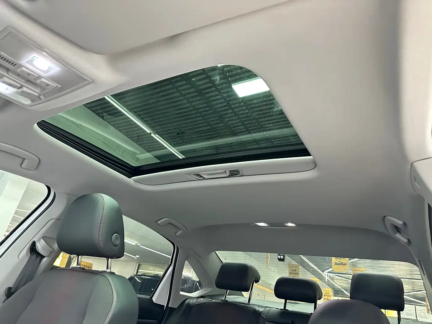 Volkswagen Lavida 2024 Model 300TSI DSG Starlight Full Comfort Edition фото 17