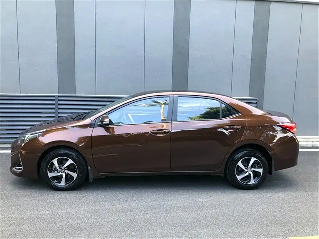 Toyota Levin 2017 Facelift 185T CVT Elite Edition China VI фото 12