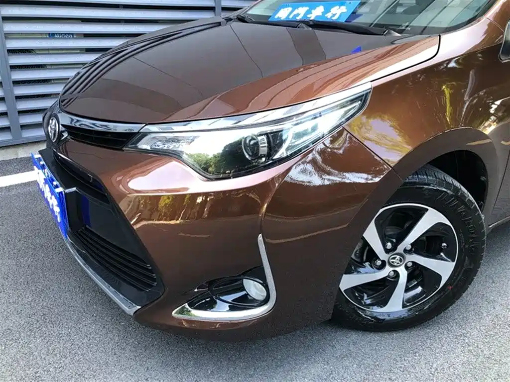 Toyota Levin 2017 Facelift 185T CVT Elite Edition China VI фото 3