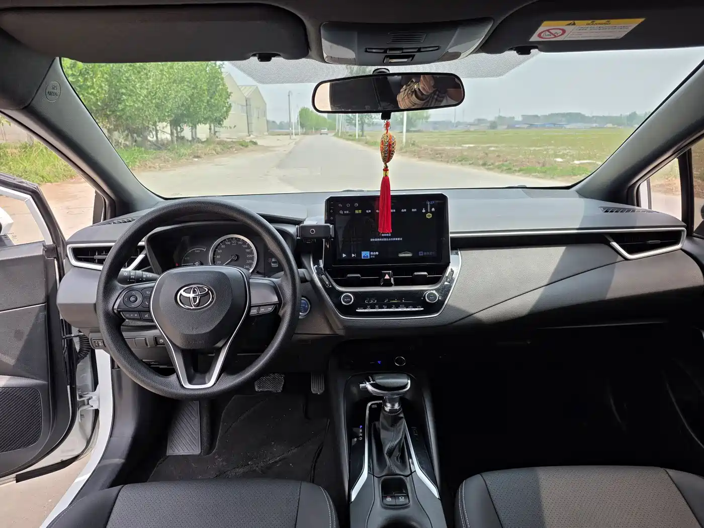 Toyota Levin 2022 Dual Engine 1.8H E-CVT Progressive Edition фото 13