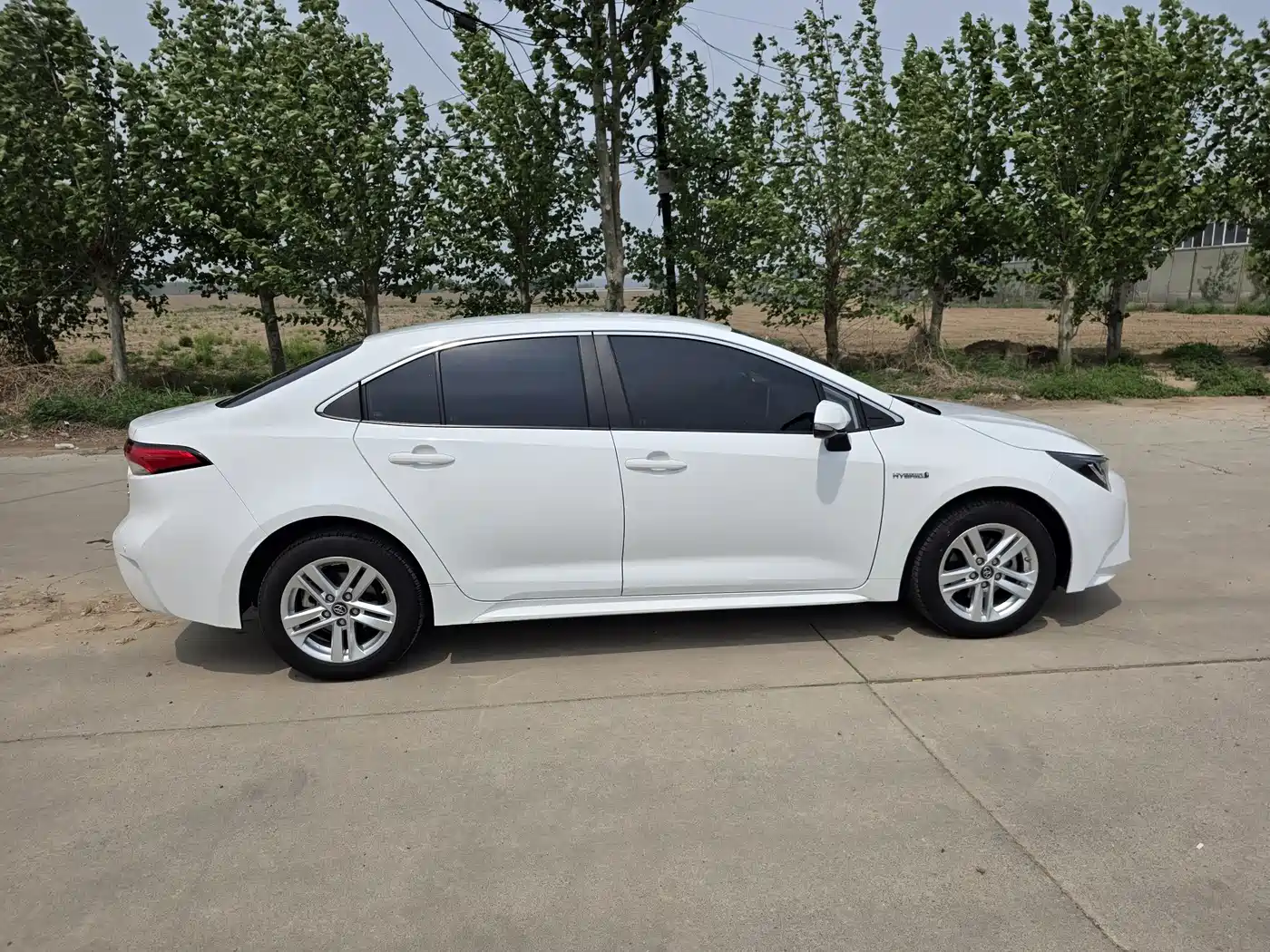 Toyota Levin 2022 Dual Engine 1.8H E-CVT Progressive Edition фото 4