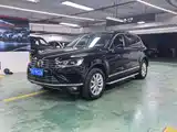 Фото 1 - Volkswagen Touareg