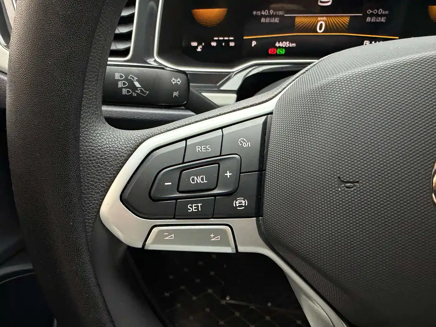 Volkswagen Lavida 2023 New Sharp 1.5L Auto Aspiration Edition фото 25