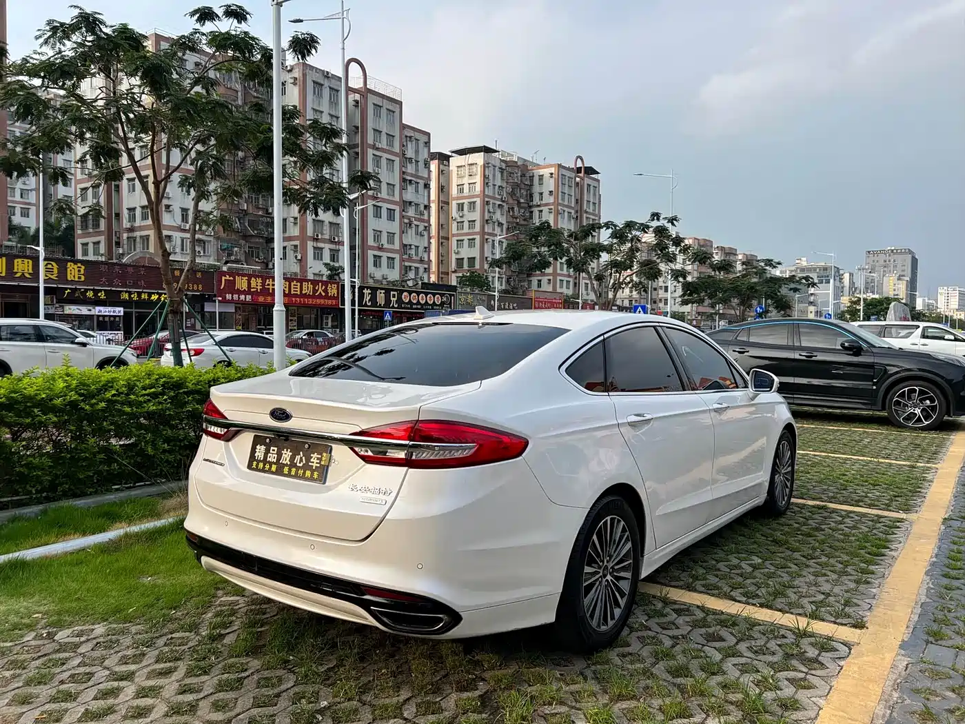 FORD MONDEO