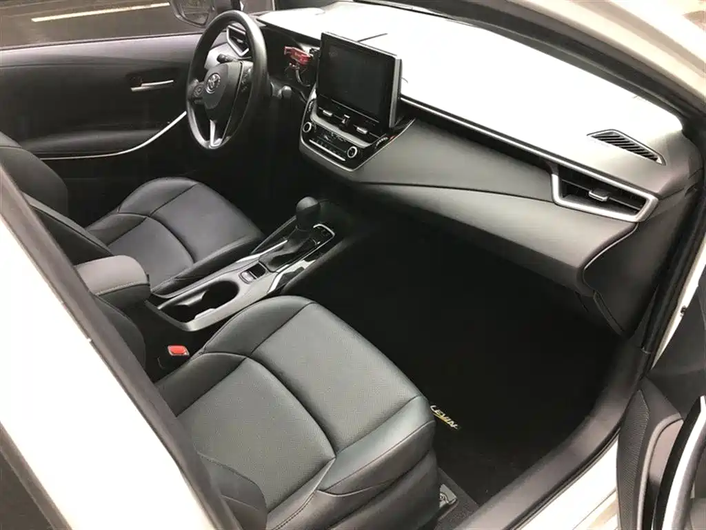 Toyota Levin 2021 185T CVT Luxury Edition фото 8