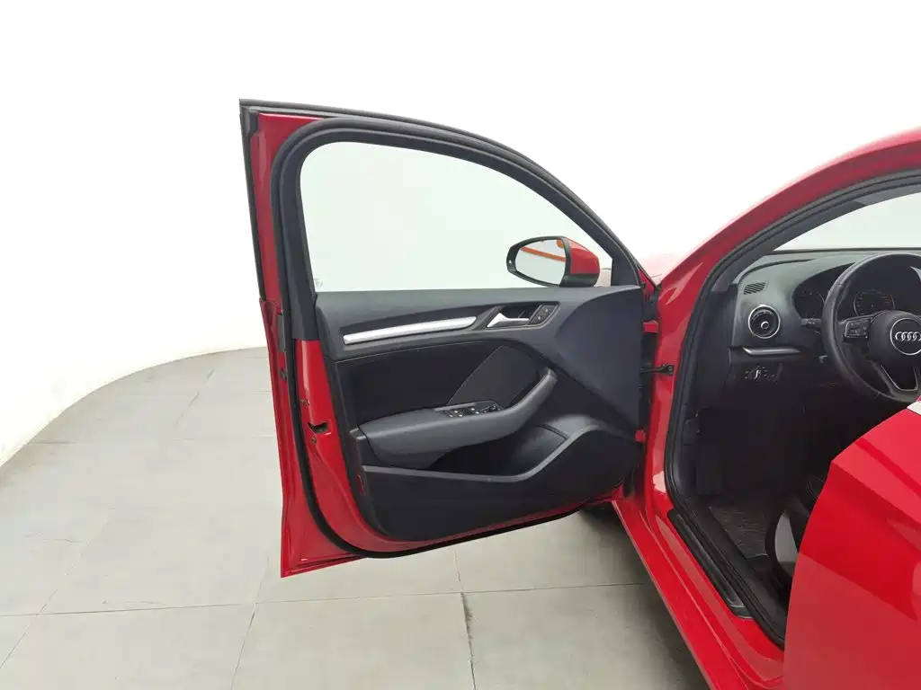 Фото 8 - Audi A3
