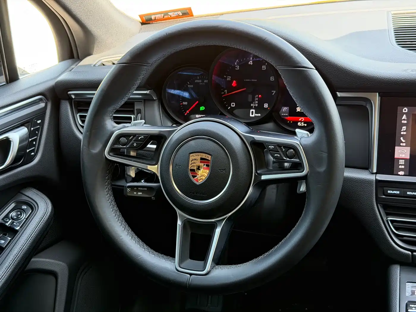 Porsche Macan 2018 Macan 2.0T фото 27