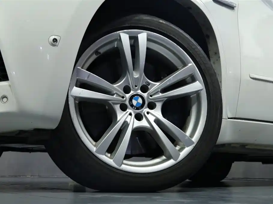 BMW X5 M 2010 X5 M фото 3