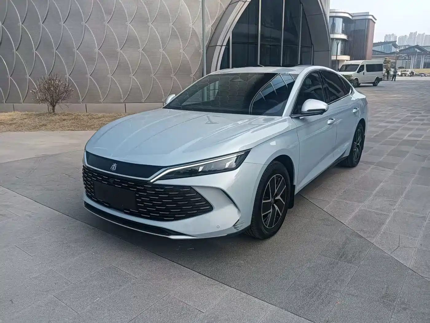 BYD Qin L 2026 2024 DM-i 120KM Superior Edition