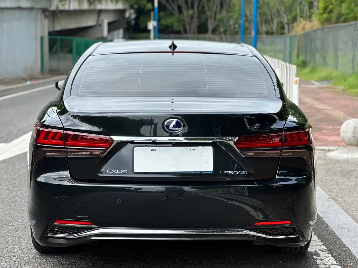 Lexus LS 2022 2021 500h Premium Edition
