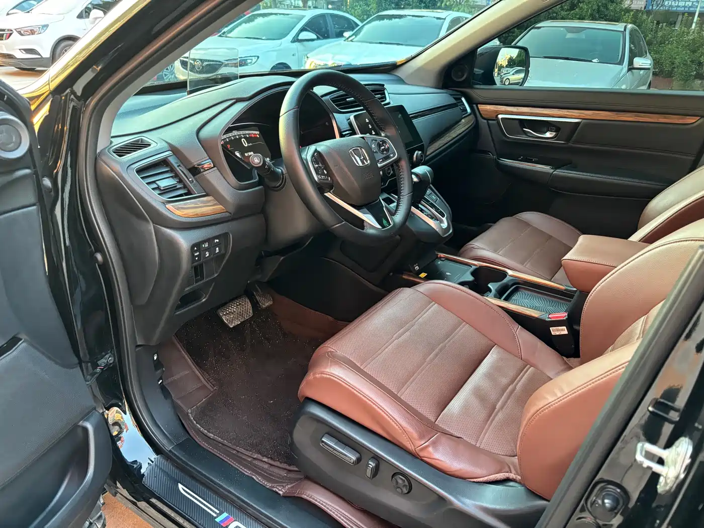 Фото 8 - Honda CR-V
