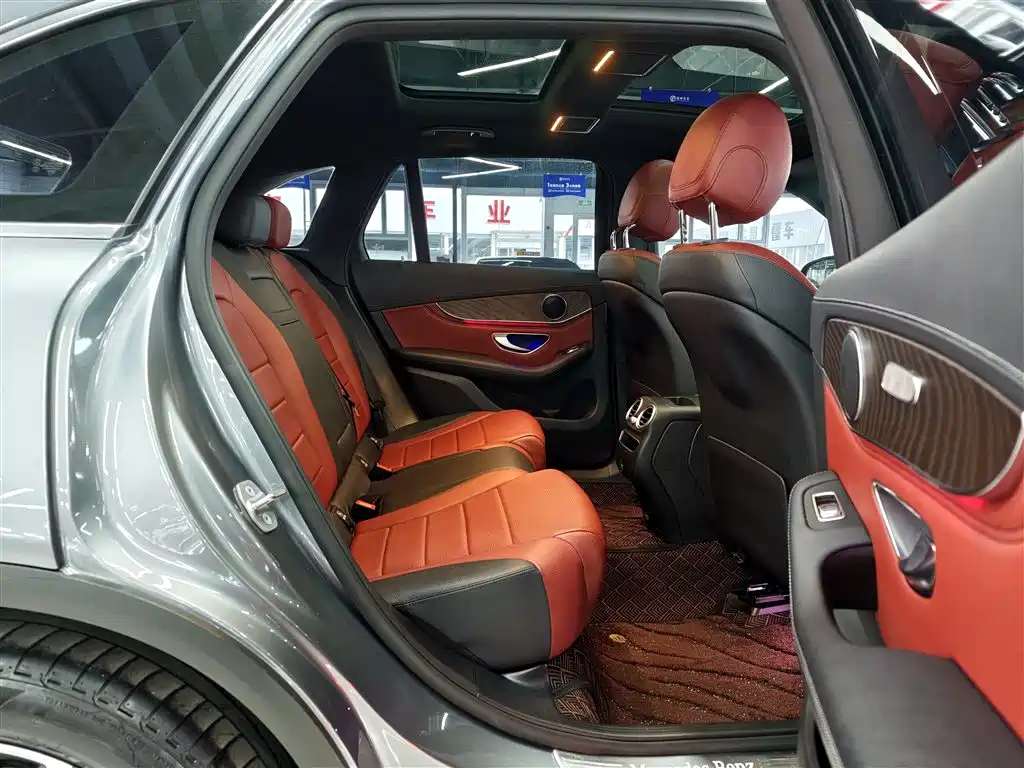 Mercedes-Benz GLC 2020 GLC 260 L 4MATIC Luxury фото 10