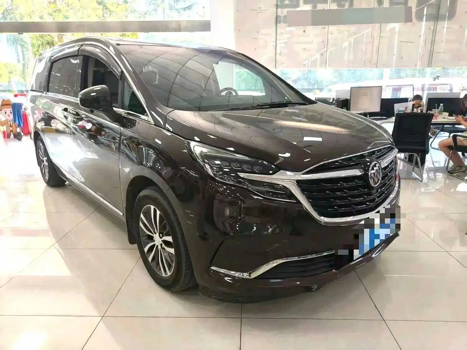 Фото 2 - Buick GL8