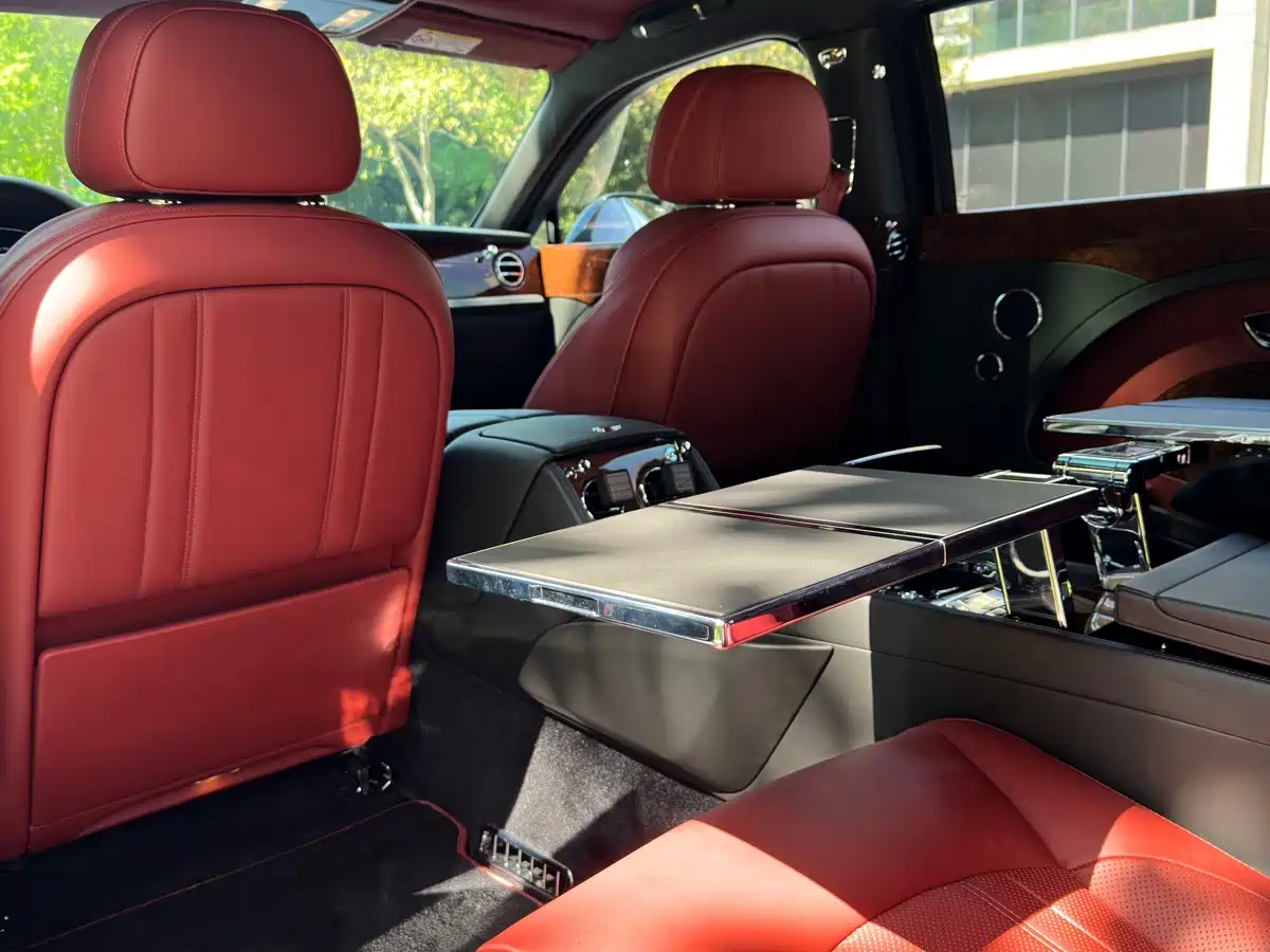 Bentley Mulsanne 2017 6.8T Long Wheelbase фото 18