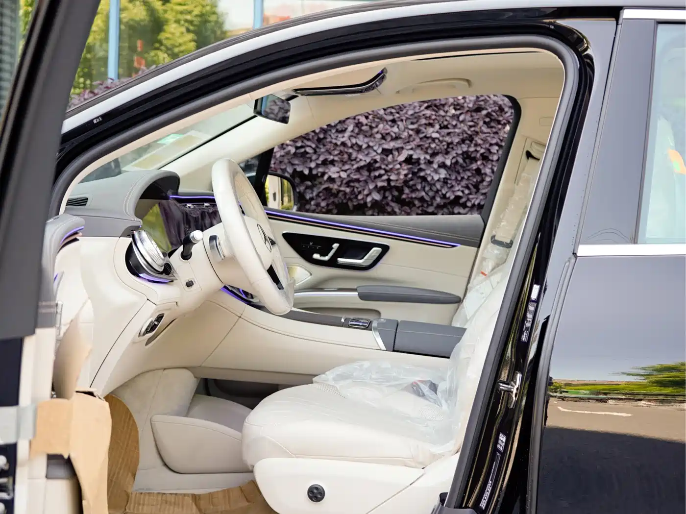 Mercedes-Benz EQS SUV 2025 Model 500 4MATIC фото 11