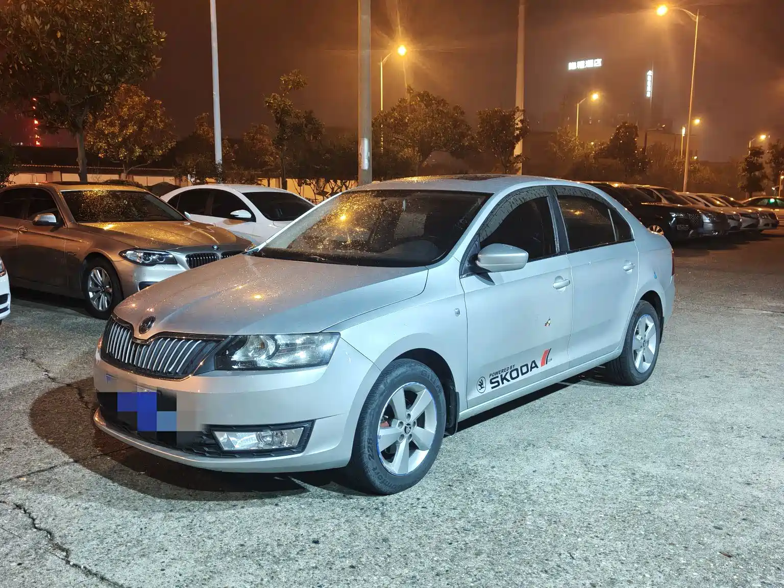 صورة 1 - Škoda Rapid