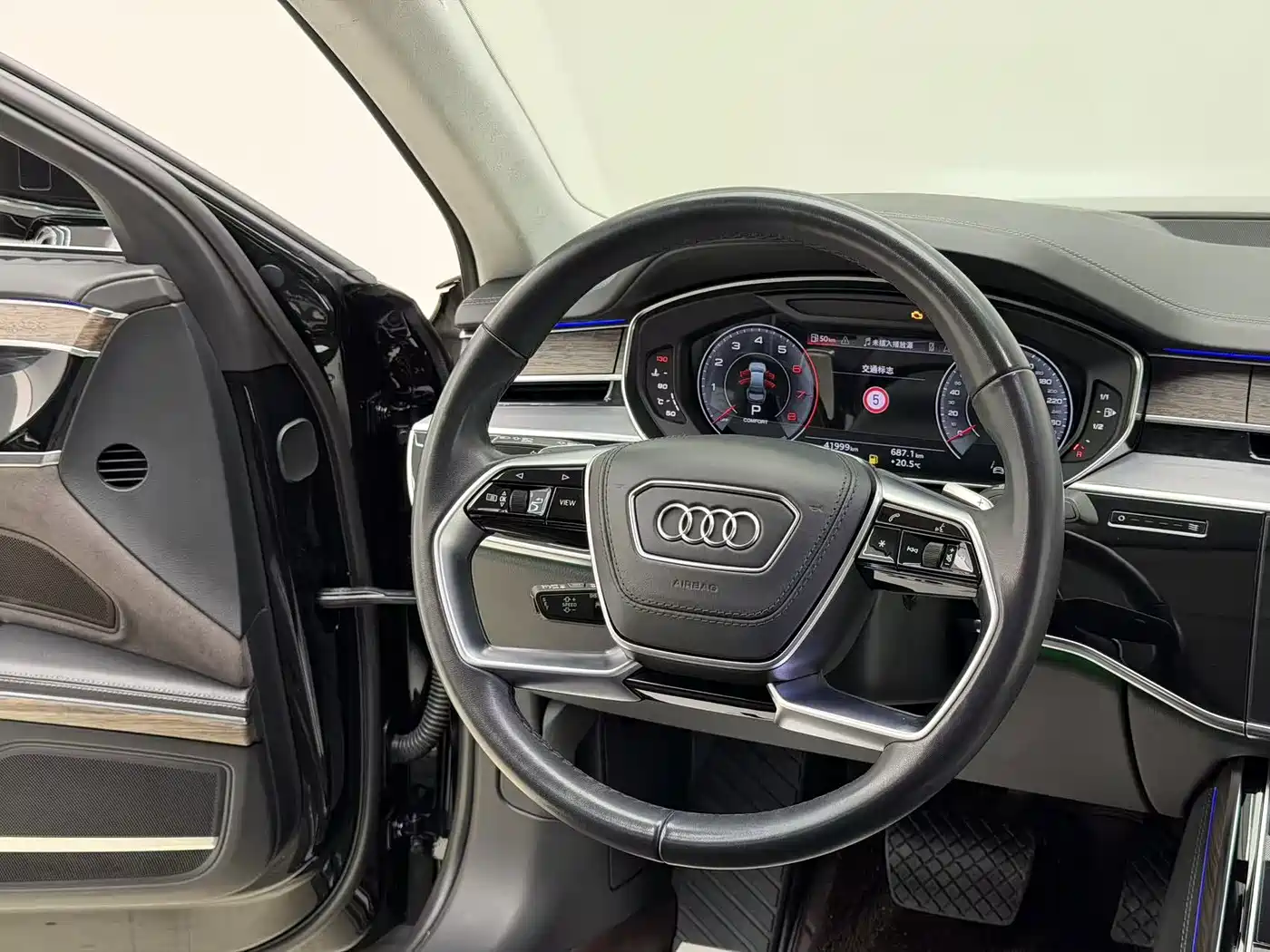 Audi A8 2023 A8L 55 TFSI quattro Flagship фото 12