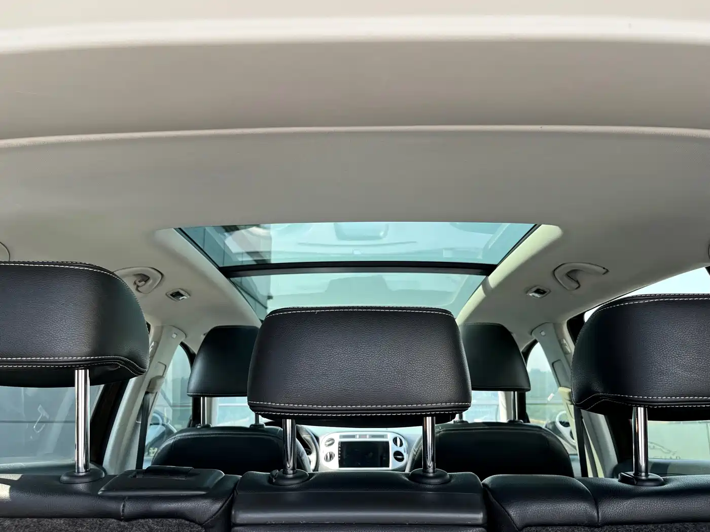 Volkswagen Tiguan 2016 Model 300TSI Automatic 4WD Trend Vision Edition фото 21