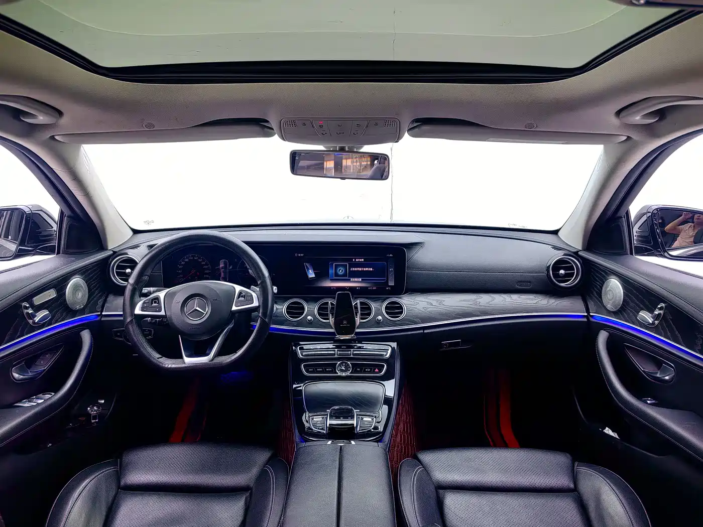 Mercedes-Benz E-Class 2018 E 200 L Sport фото 7