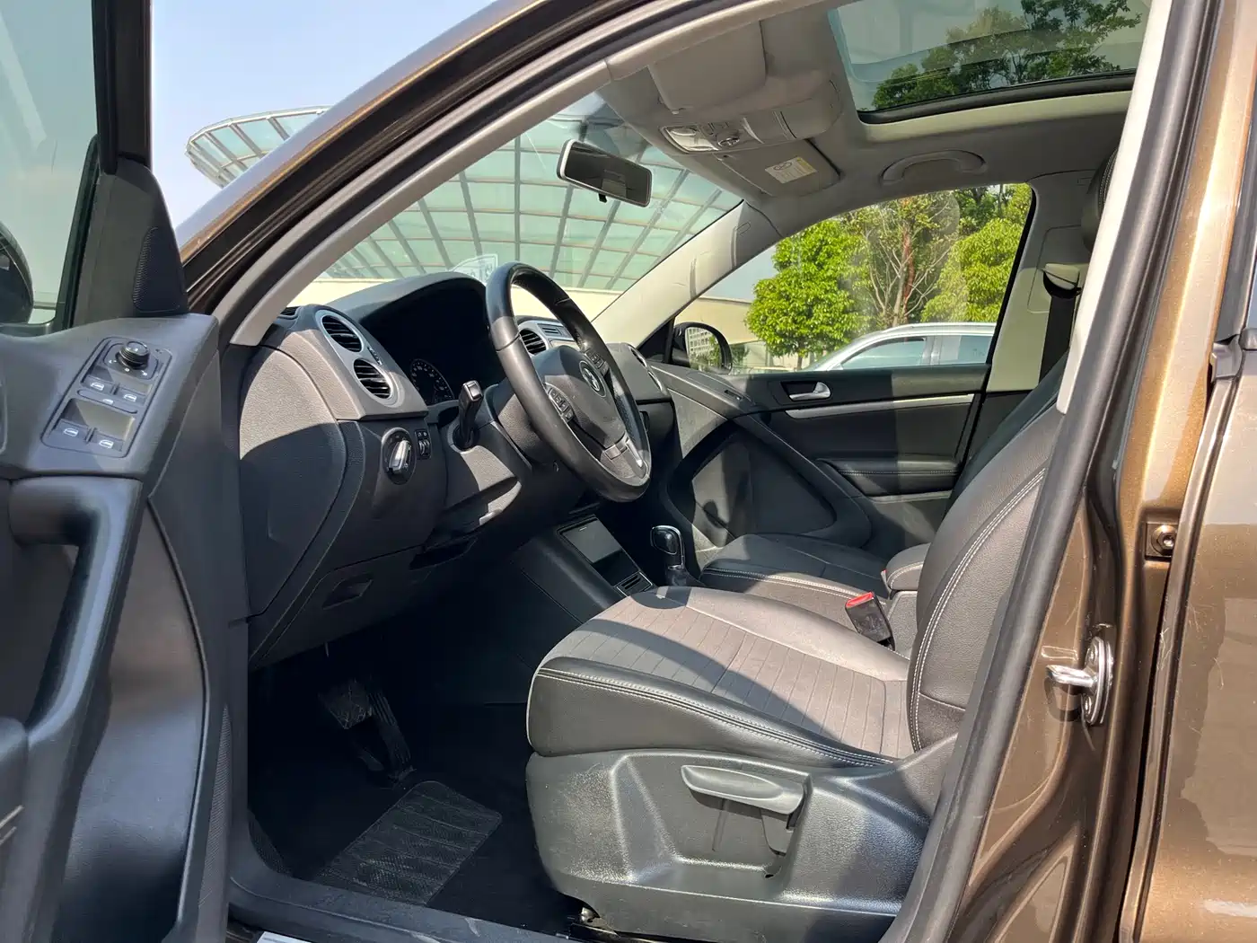 Volkswagen Tiguan 2016 Model 300TSI Automatic 4WD Trend Vision Edition фото 4