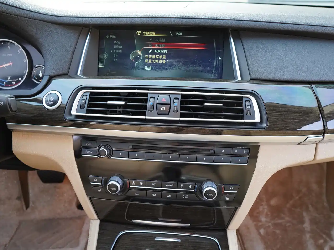 BMW 7 Series 2013 Model 730Li Leading фото 9