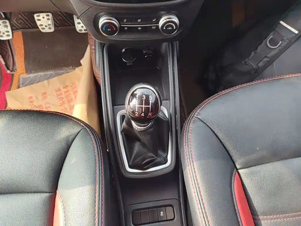 Haval H1 2015 2015 1.5L Manual Luxury
