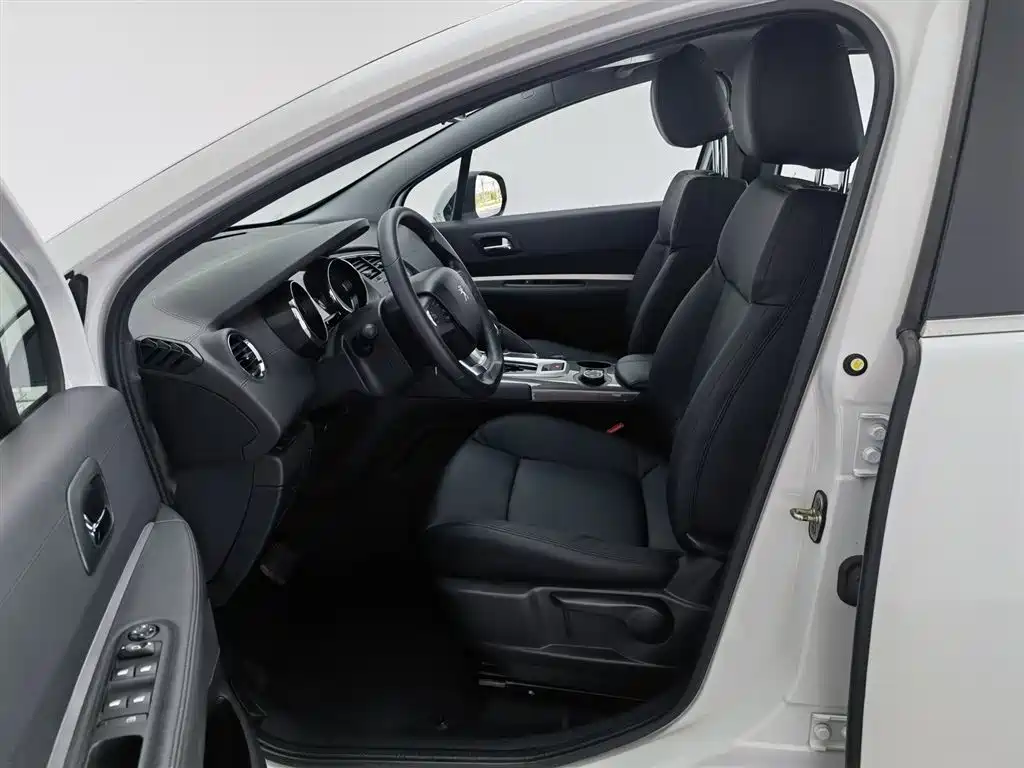 Peugeot 3008 2019 350THP Automatic Leading Edition фото 10