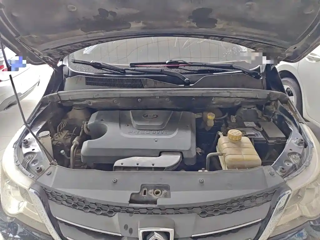 Baojun 730 2015 2014 1.5L Manual Comfort ESP Edition 7-Seater