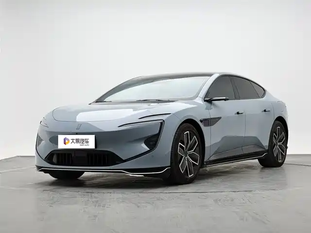 Avatr 12 2023 650 Triple Laser AWD Performance Edition