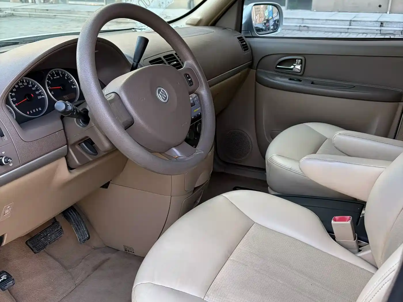 Buick GL8 2014 2.4L Classic Edition фото 7