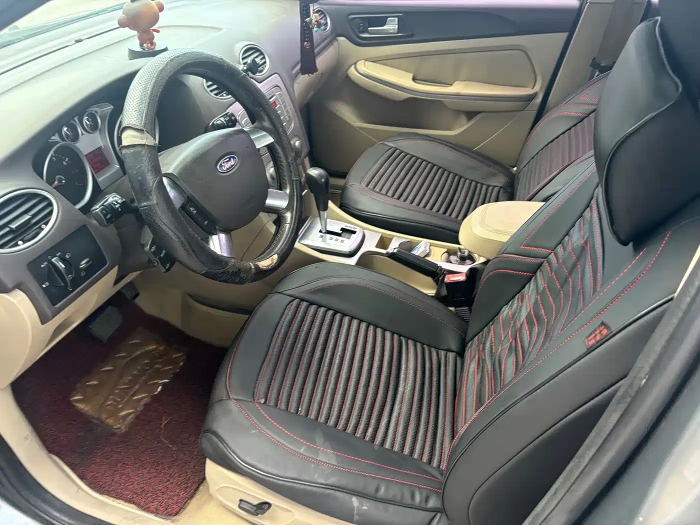 Ford Focus 2011 2011 Sedan 1.8L Automatic Luxury