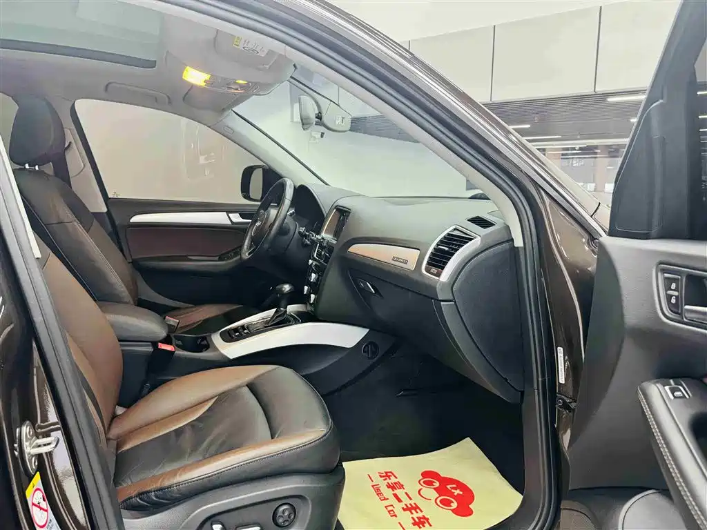 Audi Q5 2017 Plus 40 TFSI Technology фото 25