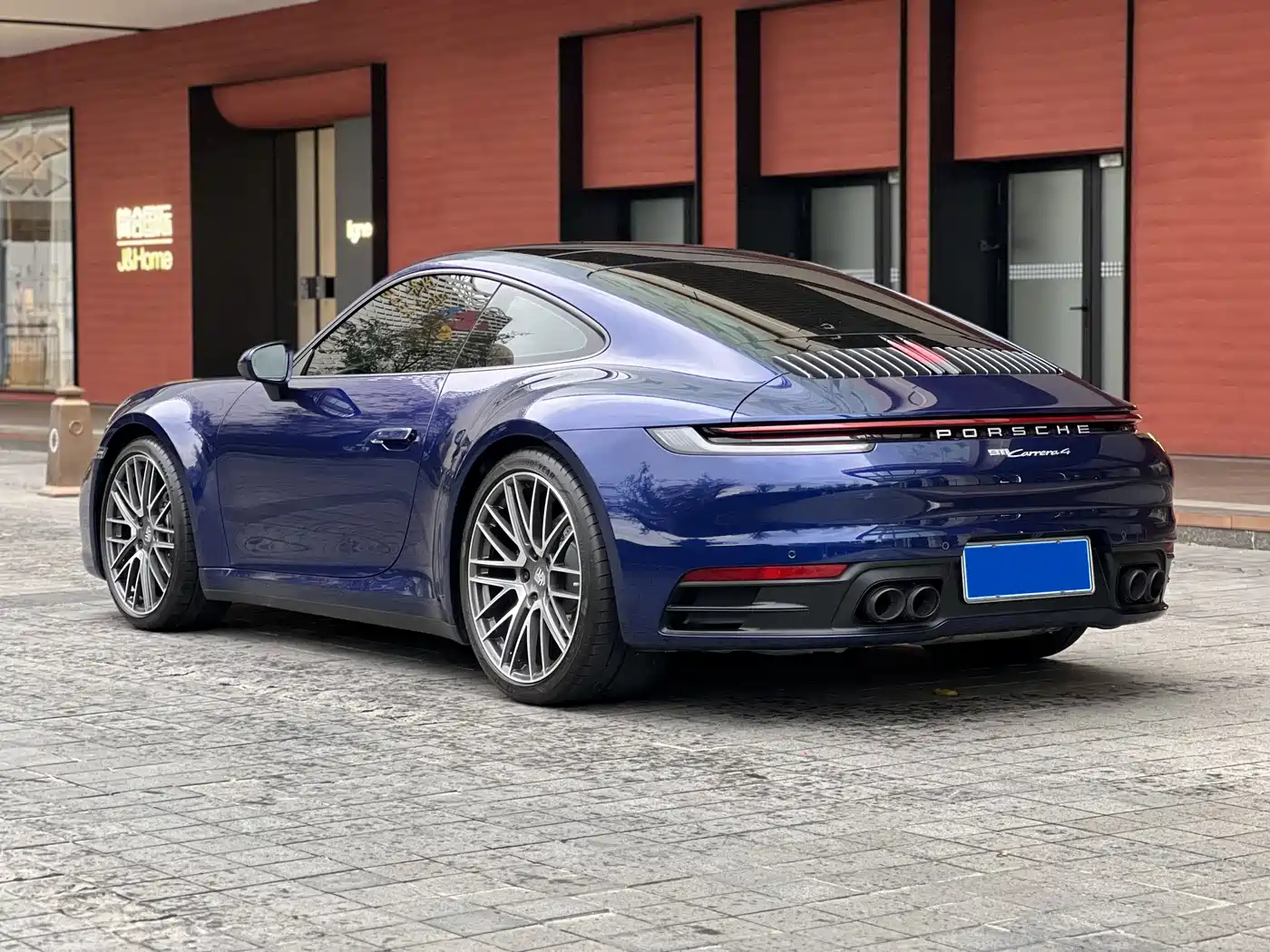 Porsche 911 2023 Carrera 4 3.0T фото 5