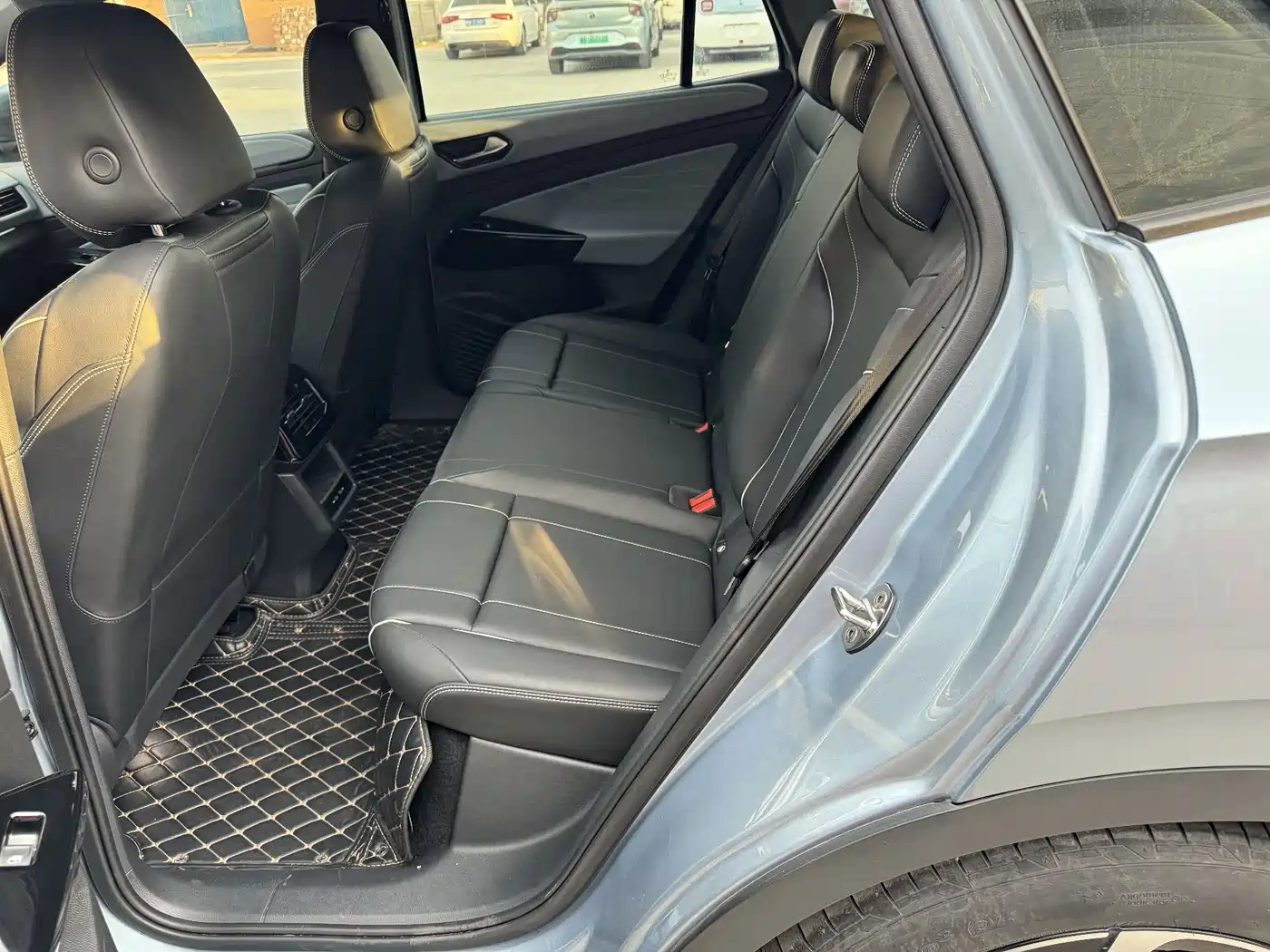 Volkswagen ID.4 X 2023 Pure Smart Edition фото 8