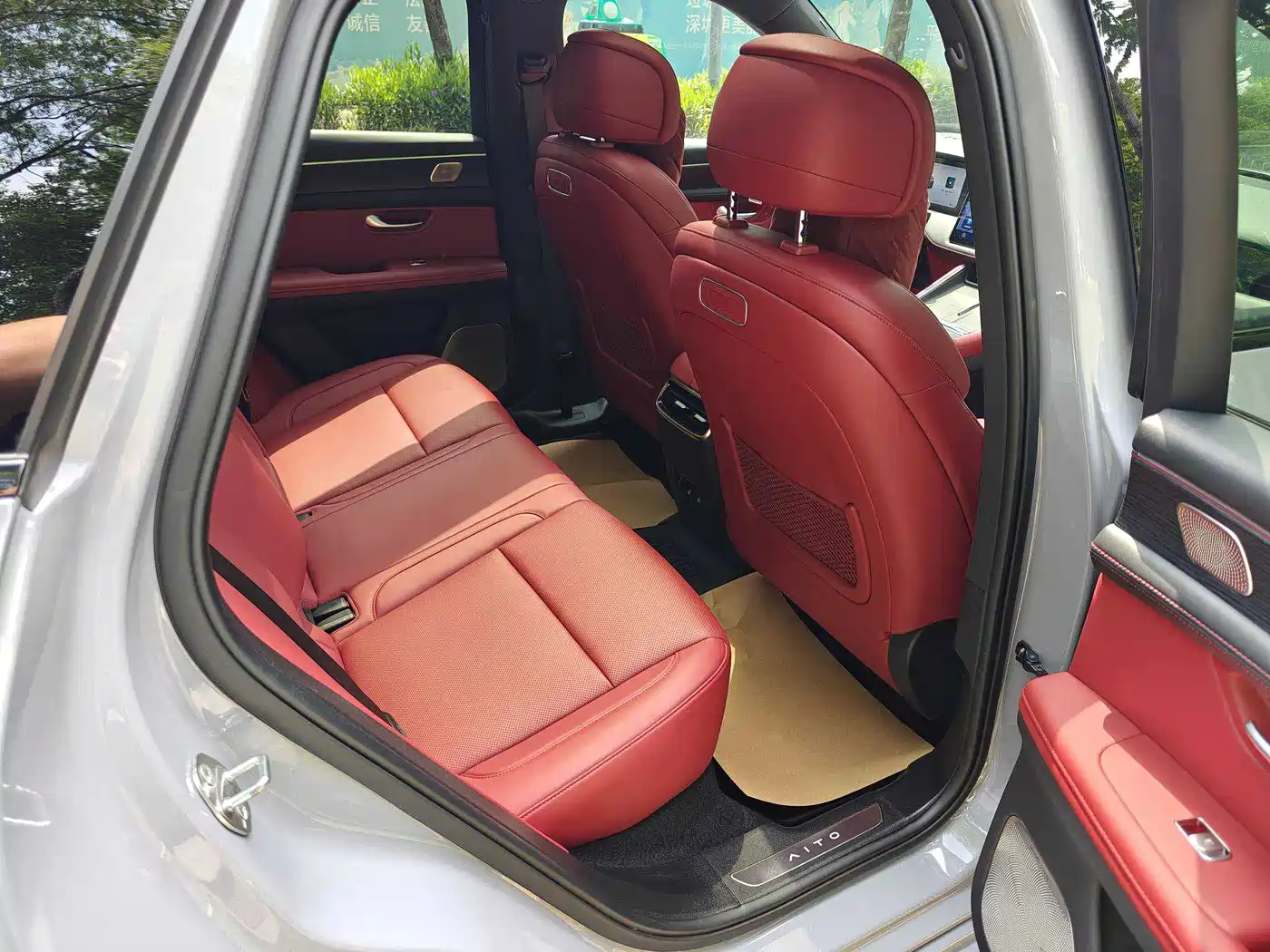 AITO Wenjie AITO M5 2025 Extended Range Ultra AWD фото 20