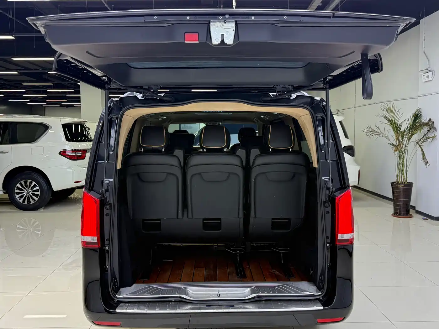 Mercedes-Benz Vito 2016 2.0T Elite Edition фото 20