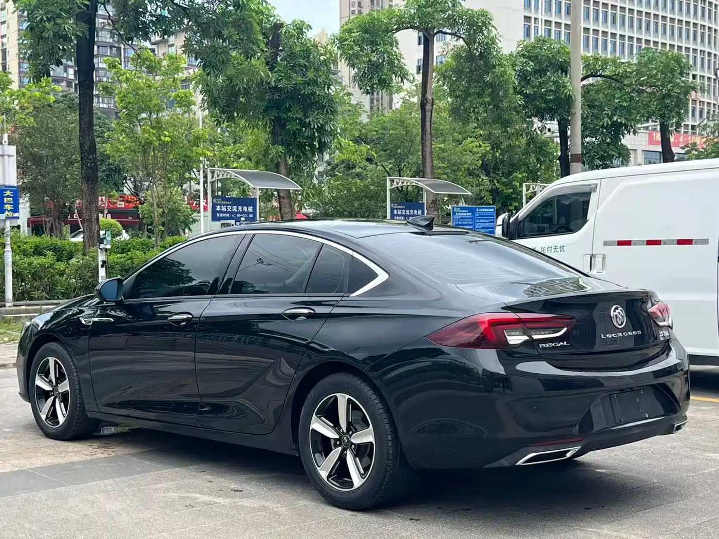BUICK REGAL