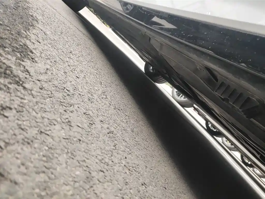 BMW 5 Series 2025 530Li Premium M Sport Package фото 6