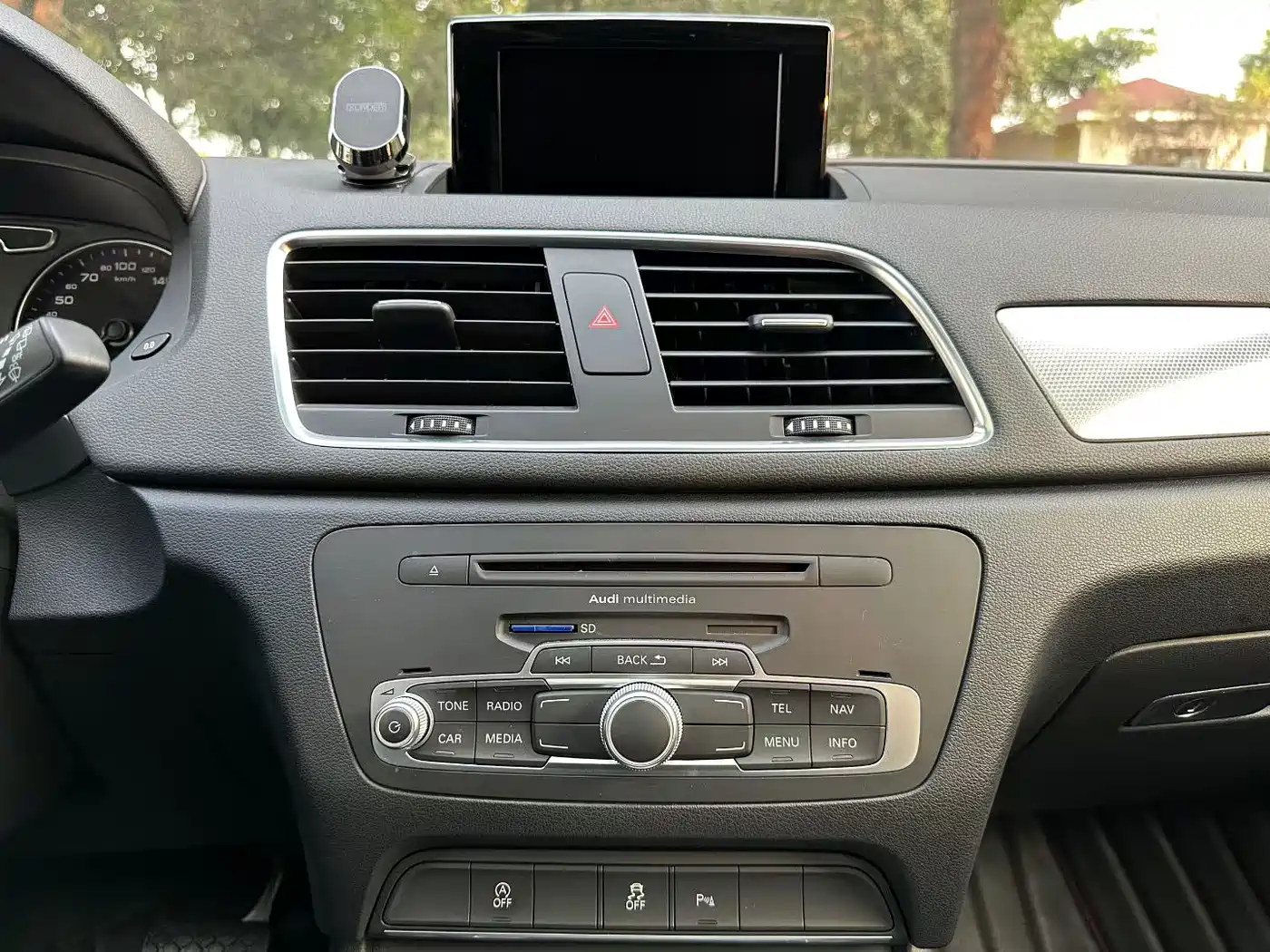 Audi Q3 2015 35 TFSI Comfort фото 7