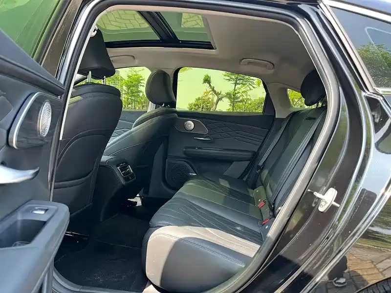 Фото 6 - Chery Arrizo 8 PRO