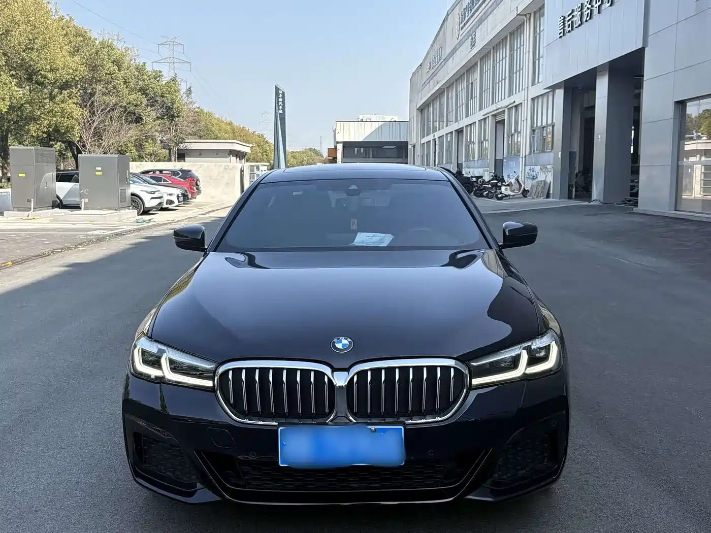 BMW 5 Series 2021 525Li M Sport Package фото 3