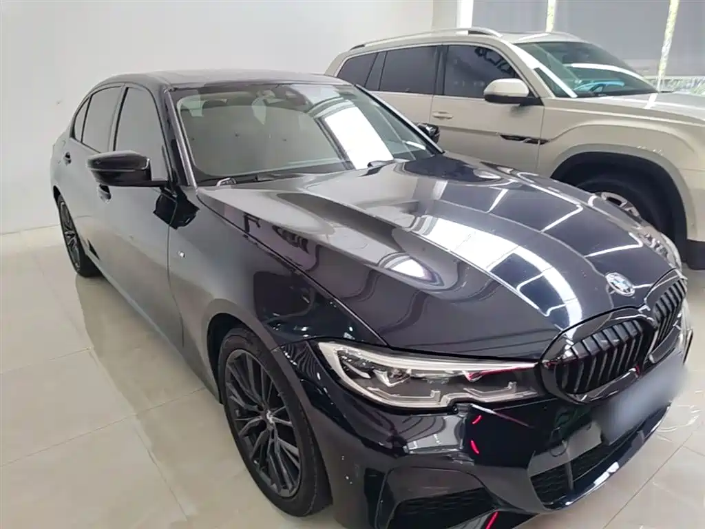 BMW 3-SERIES