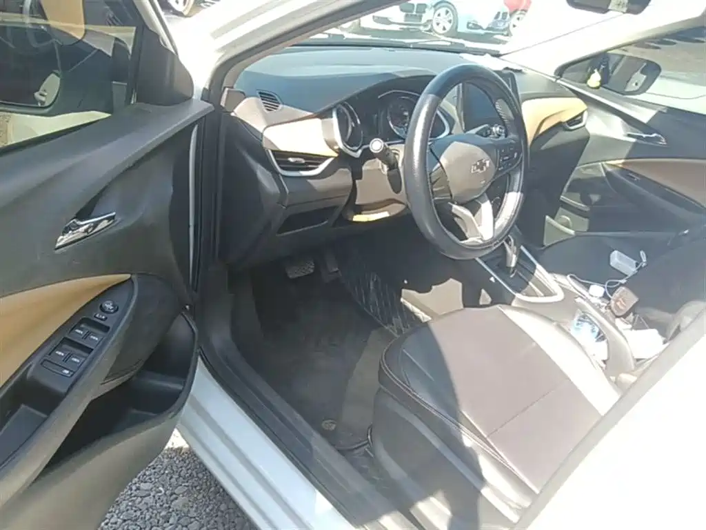 Chevrolet Cavalier 2020 Redline 325T Auto Shining Edition China VI фото 16