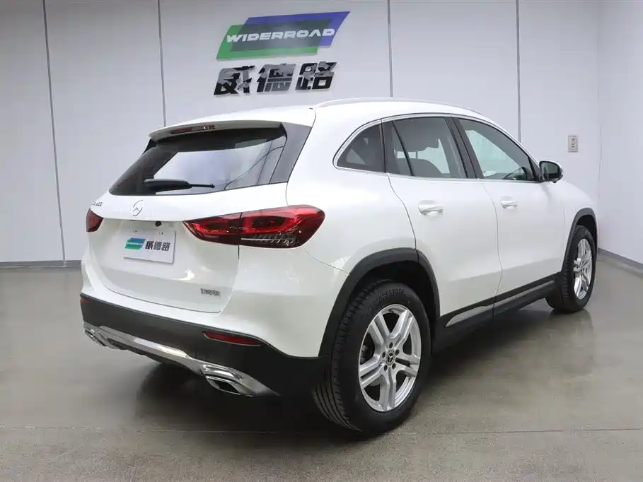 Mercedes-Benz GLA 2022 Facelift II GLA 200 фото 3