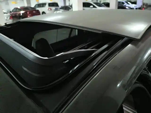 Porsche Panamera 2017 Panamera Executive Long Wheelbase 3.0T — фото 5