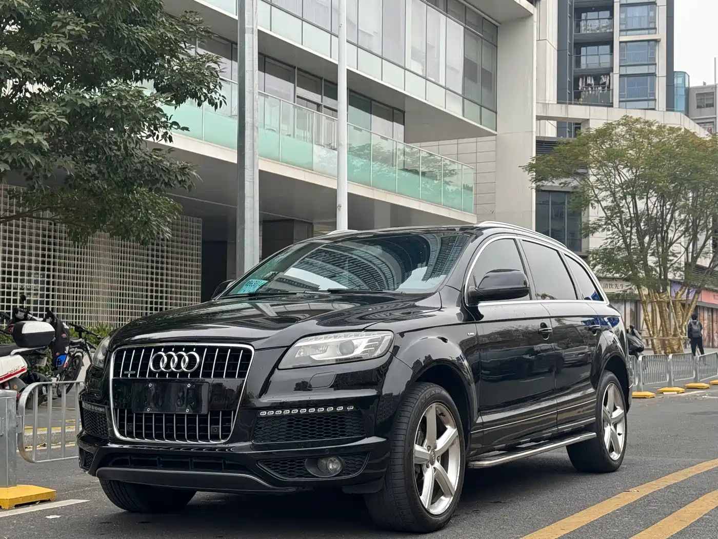 Audi Q7 2013 35 TFSI Technology