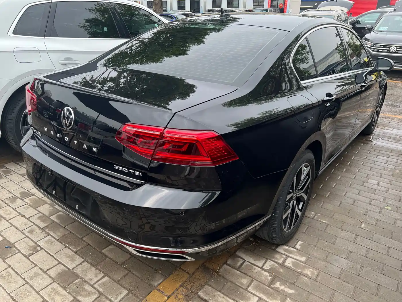 Volkswagen Magotan 2020 330TSI DSG Leading фото 6