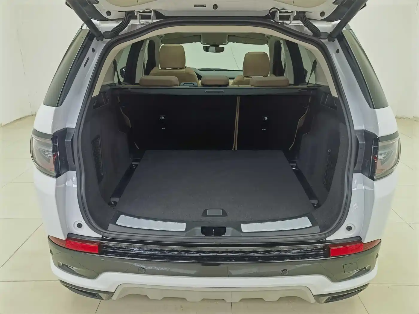 LAND ROVER DISCOVER SPORTS