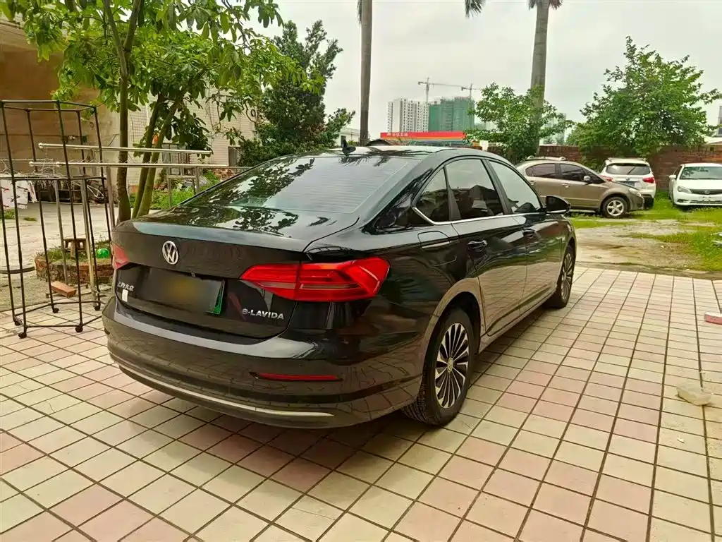 Volkswagen VW Lavida EV 2019 Premium Edition фото 5
